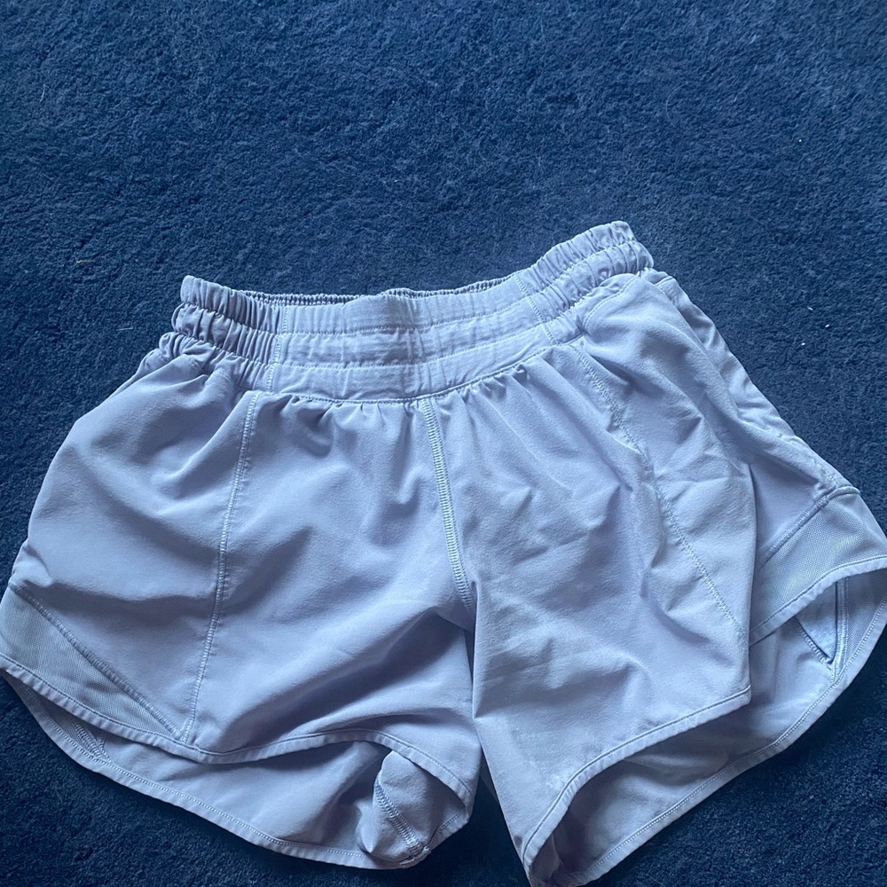 Lululemon Silver Lilac Hotty Hot Short